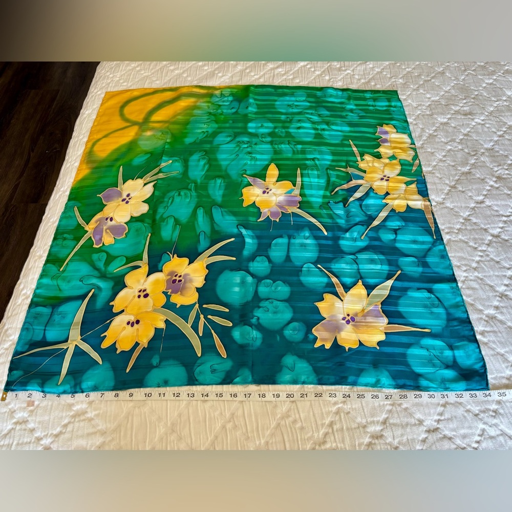 Hand-painted, Hand Rolled 100% Silk Scarf‎ Tropical, Floral, Luxury 34”x34” - Picture 6 of 7